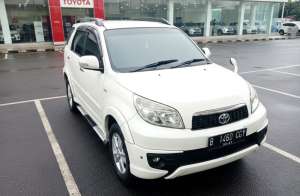Jual bekas Toyota Rush S - TRD 1.5 AT2014,lokasi di Banten