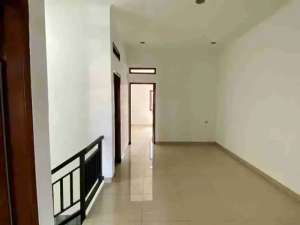 Turun Harga Rumah 2 Lantai Di Batu Indah Buah Batu dkt Batununggal , tersedia melalui melalui situs Olx