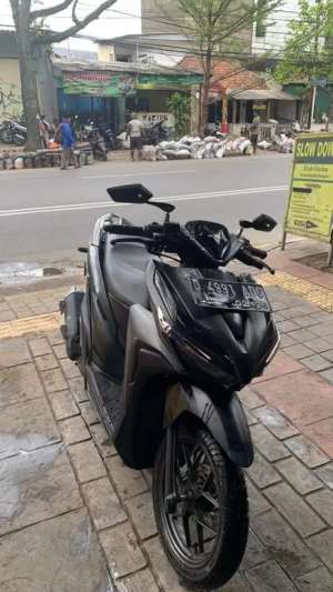 Jual bekas vario 125 cbs iss,lokasi di Bojongloa Kaler