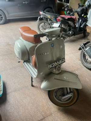 Jual bekas vespa sprint tahun 1977 full restorasi,lokasi di Serpong Utara