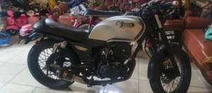 Jual bekas viar vintech 200,lokasi di Cilodong