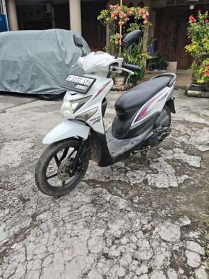 Jual bekas 1 unit honda beat 2016 pop,lokasi di Depok Kota
