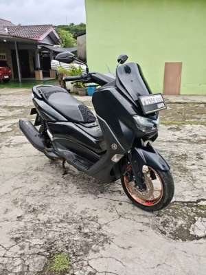 Jual bekas 1 unit yamaha nmax new,lokasi di Depok Kota