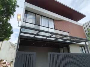 10 Menit Pakuwon MallDijual Rumah Jogja Mewah Private Pool dan Full Furnished lokasi di Sleman Kab., tersedia melalui melalui situs Olx