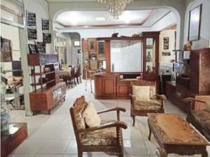 137-JUAL RUMAH DI KOPO MARGAHAYU DENGAN HALAMAN LUAS, STRATEGIS COCOK UNTUK USAHA lokasi di Bandung Kab., tersedia melalui melalui situs Olx