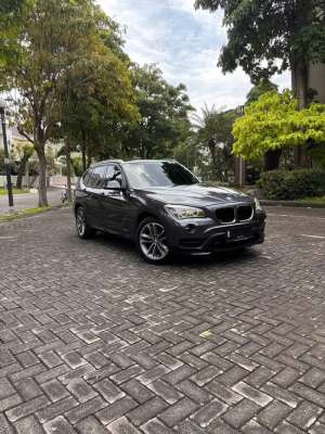 Jual bekas 2017 BMW X1 2.0 sDrive18i M Sport,lokasi di Surabaya Kota
