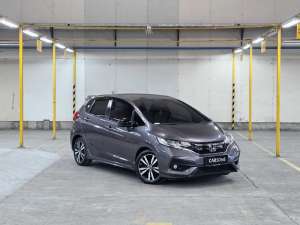 Jual bekas 2018 Honda JAZZ RS 1.5,lokasi di  Kec Pesanggrahan