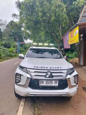 Jual bekas 2021 MITSUBISHI PAJERO SPORT 24 AT,lokasi di Banjarmasin Kota