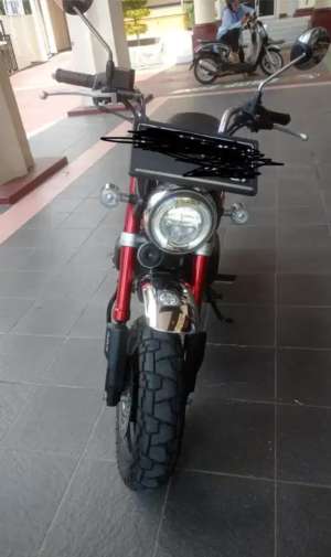 Jual bekas 2022 Honda Monkey Low KM Plat L,lokasi di Surabaya Kota