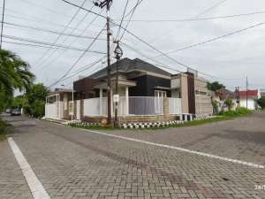 2023. Dijual Rumah Baru Blimbing PokCan Waru Sidoarjo lokasi di Sidoarjo  Kab., tersedia melalui melalui situs Olx