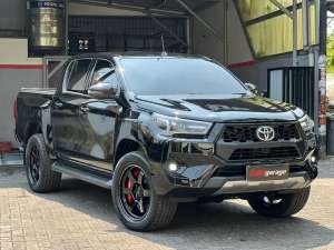 Jual bekas 2024 Toyota Hilux 2.4 V 4x4 TOP Condition Variasi 300jt,lokasi di Surabaya Kota