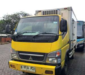 Jual bekas -20C CDE Mitsubishi Coltdiesel canter FE71 engkel box freezer 2022 bok,lokasi di Jakarta DKI