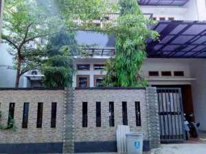2LANTAI FULL FURNISH DEKAT BORMA PANDAN WANGI HARGA 68JTTHN NEGO lokasi di Bandung Kota, tersedia melalui melalui situs Olx