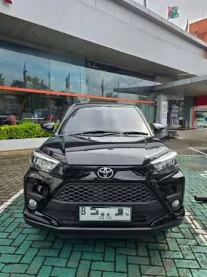 Jual bekas 2rb KM 2025 Raize G 1.2 CVT antik istimewa No Minus bekas rasa baru,lokasi di Jakarta Barat