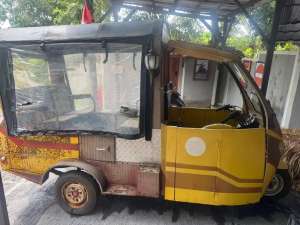 Jual bekas 3 roda untuk mengangkut pelanggan,lokasi di Kab. Badung