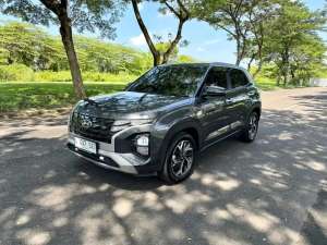 Jual bekas 30rb KM Hyundai Creta Trend IVT matic pmk 2023,lokasi di Surabaya Kota