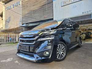 Jual bekas 40 rb km Toyota Vellfire 2.5 G modelista 2017 nik 2016 hitam black ori,lokasi di Jakarta Timur