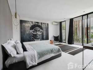 5 Bedroom Villa for rent in Kerobokan, Bali lokasi di Kab. Badung, tersedia melalui melalui situs Olx