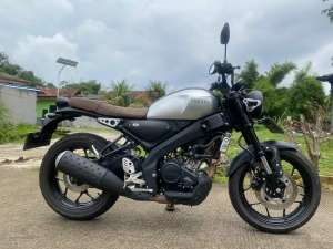 Jual bekas 58 DP750RB B DKI YAMAHA XSR155 SILVER,lokasi di Jakarta Selatan