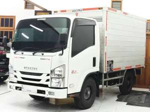 Jual bekas 60rbKM Antik Isuzu ELF NLR55 Diesel 100PS Engkel 4 Roda Box Truk 2019,lokasi di  