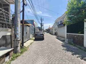 6jt-anmtr Hitung Tanah Rumah Lebak Arum lokasi di Surabaya Kota, tersedia melalui melalui situs Olx