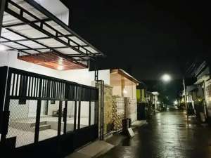 850 Jt Nego Rumah Mewah 2 Lantai di Cluster VIDA lokasi di Bekasi Kota, tersedia melalui melalui situs Olx