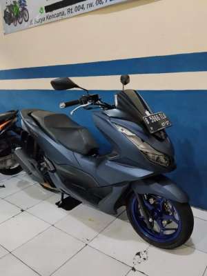Jual bekas A Honda pcx 160cc 2022 siap pakai,lokasi di  ,Tangerang Selatan Kota