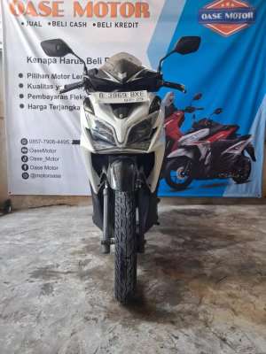 Jual bekas A Honda Vario 125 Kzr tahun 2014,lokasi di Tangerang Kota