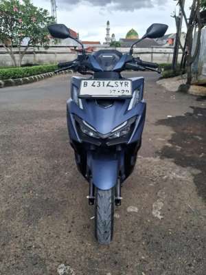 Jual bekas A Honda Vario 160cc tahun 2024 KM LOW,lokasi di Jakarta Selatan