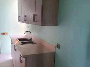 adhiwangsa lokasi di Surabaya Kota, tersedia melalui melalui situs Olx