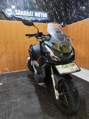 Jual bekas ADV 160 CBS TH 2024 SIAP PAKAI,lokasi di  ,Depok Kota
