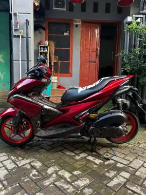 Jual bekas Aerox 2018 SS lengkap,lokasi di Tangerang Kota