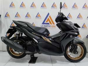 Jual bekas AEROX CONNECTED ABS KEYLESS TH 2022 LOW KM 8K CASH KREDITTTCC 0,lokasi di Jakarta Selatan