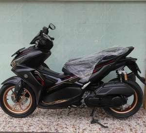 Jual bekas Aerox keyless ABS 2024,lokasi di Pekanbaru Kota