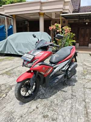 Jual bekas Aerox old 155 2018 lengkap hidup,lokasi di Tangerang Selatan Kota