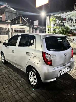 Jual bekas Agya 2013 manual,lokasi di Surakarta Kota