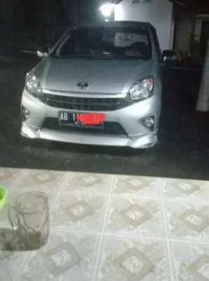Jual bekas Agya 2017 TRD s warna silver,lokasi di Sleman Kab.
