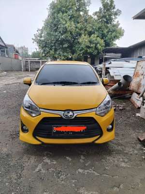 Jual bekas Agya 2019 kondisi bagus,lokasi di Depok Kota