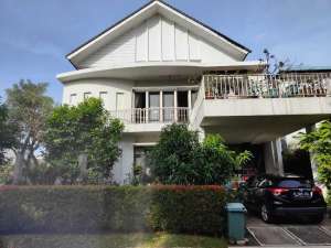 Alam Sutera cluster Flamboyan Hoek Bangunan Mandiri Semi Furnish Termurah lokasi di Tangerang Selatan Kota, tersedia melalui melalui situs Olx