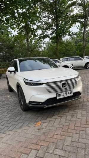 Jual bekas All new HRV SE 1.5 Matic 2025 Pajak baru km 10 rb an,lokasi di  ,Pekanbaru Kota