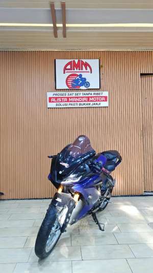 Jual bekas ALL NEW R15 2018 KREDIVO INDODANA SPAYLATER GOPAYLATER CC 0 ALISTA,lokasi di Tangerang Selatan Kota