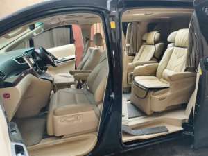 Jual bekas Alphard G tahun 2012,lokasi di Manado Kota