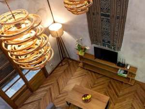 AMR-030.RTFor Monthly Rent Industrial Mezzanine Room Apartment In Jl Dewi Sri Kuta lokasi di Kab. Badung, tersedia melalui melalui situs Olx