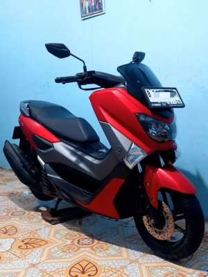 Jual bekas anda mau jual motor nmax hubungi,lokasi di Jakarta Timur