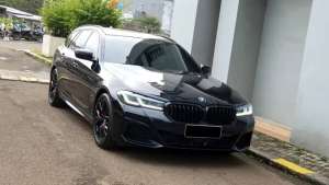 Jual bekas ANTIK LOW KMBMW 530i 530 i Touring Wagon M Sport AT 20232024,lokasi di Jakarta Selatan