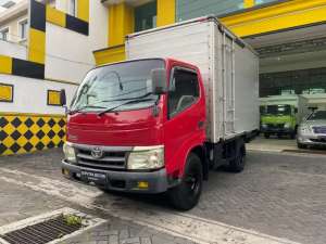 Jual bekas Antik Toyota Dyna 4rd Th2011 Box Jumbo,lokasi di  ,Surabaya Kota