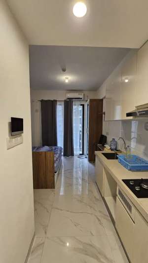 Apartemen Full Furnished Modern Minimalis Skyhouse BSD lokasi di Tangerang Selatan Kota, tersedia melalui melalui situs Olx