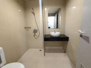 Apartemen Grand Sungkono Lagoon Tower Caspian Surabaya lokasi di Surabaya Kota, tersedia melalui melalui situs Olx