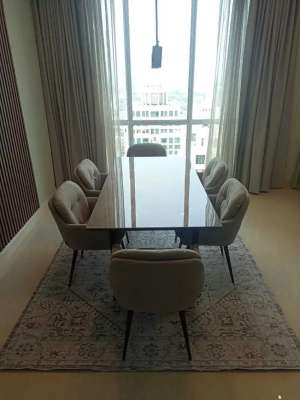 Apartemen Pakubuwono View 3 Bedroom Furnished lokasi di Jakarta Selatan, tersedia melalui melalui situs Olx