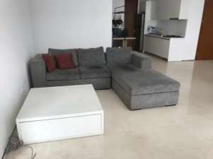 Apartemen Sudirman Suites 2BR Furnished lokasi di Jakarta Pusat, tersedia melalui melalui situs Olx